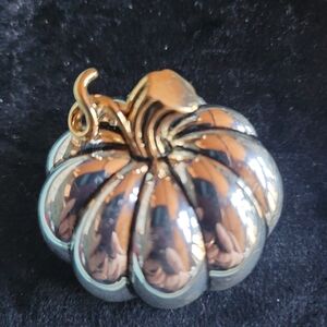 Vintage Signed BEST Silver & Gold Tone Puffy Pumpkin Brooch Pendant